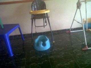 feeding chair and bumbo chair